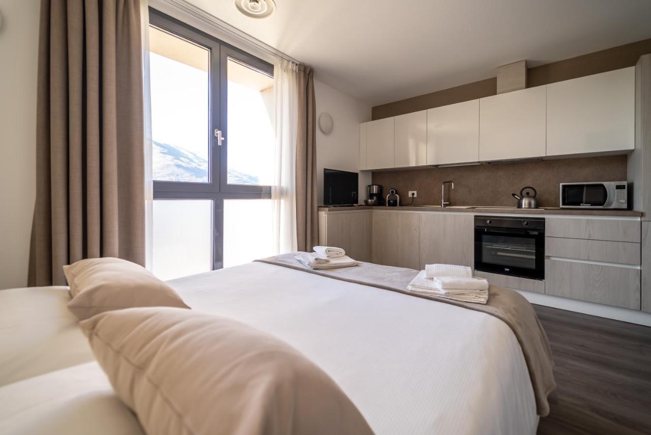 Residenza Decimina Lägenhet Varenna Exteriör bild