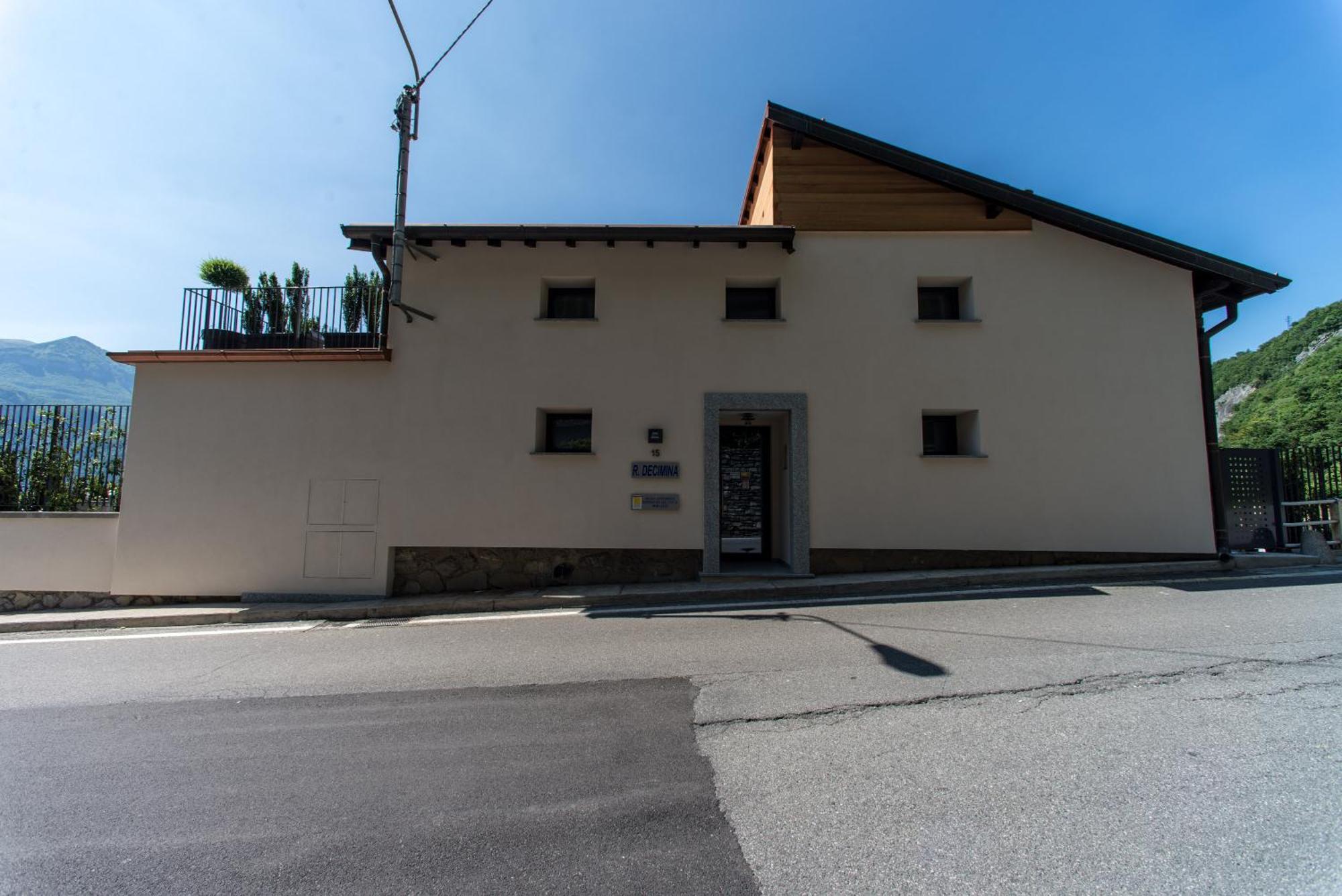 Residenza Decimina Lägenhet Varenna Exteriör bild